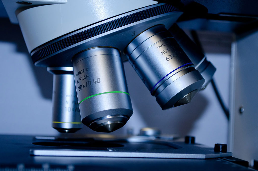 Microscope